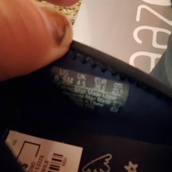 Ladies Bzees Go Go Slip Ons w/ Cloud Tech - Picture 6 of 7